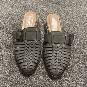 Stylish Gray Women's Slip-On Shoes